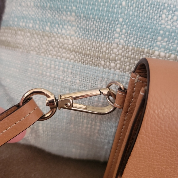 Halogen Nordstrom Pebbled Leather Wristlet Purse Wallet Tan - Picture 4 of 11